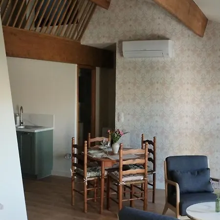 Le Petit Moliere Bed & Breakfast Servian Room photo